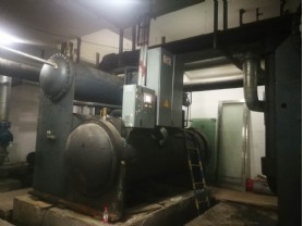 富田螺桿機冷水機